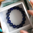 EEBracelet Lapis Lazuli in a white box